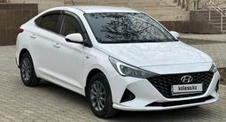 Hyundai Accent 2021 года за 8 000 000 тг. в Уральск – фото 2