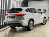 Toyota Highlander 2023 года за 38 000 000 тг. в Астана – фото 4