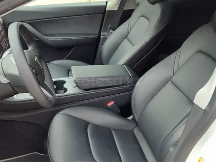 Tesla Model Y 2021 года за 16 500 000 тг. в Алматы – фото 8