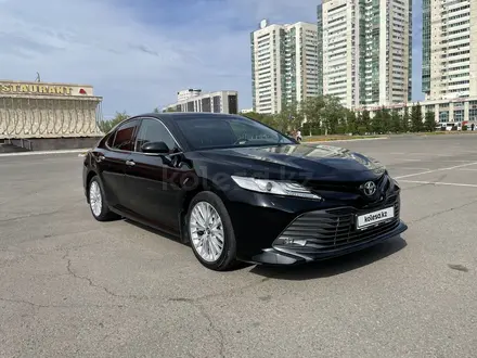 Toyota Camry 2019 годаүшін17 000 000 тг. в Астана