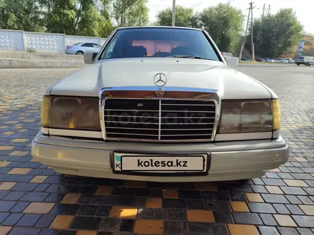 Mercedes-Benz E 230 1990 года за 1 350 000 тг. в Тараз – фото 5