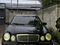 Mercedes-Benz E 320 1998 года за 2 300 000 тг. в Алматы