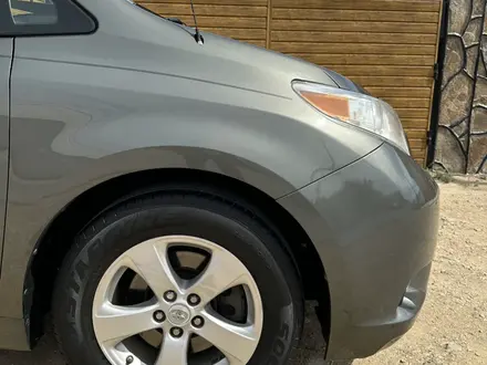 Toyota Sienna 2011 года за 6 500 000 тг. в Актау – фото 8