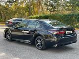 Toyota Camry 2022 годаүшін13 400 000 тг. в Караганда – фото 3