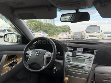 Toyota Camry 2007 года за 6 200 000 тг. в Актау – фото 12