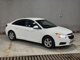 Chevrolet Cruze 2011 годаfor2 900 000 тг. в Астана – фото 4