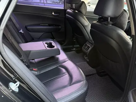 Kia K5 2019 года за 9 100 000 тг. в Алматы – фото 12