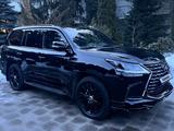 Lexus LX 570 2021 годаfor59 000 000 тг. в Алматы