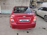 Chevrolet Aveo 2013 года за 3 000 000 тг. в Петропавловск – фото 2