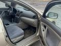 Toyota Camry 2006 года за 5 800 000 тг. в Актобе – фото 8