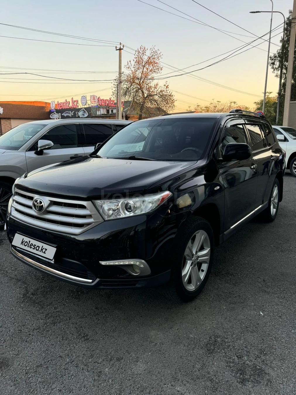 Toyota Highlander 2011 г.