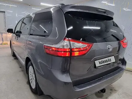 Toyota Sienna 2017 года за 15 700 000 тг. в Туркестан – фото 4