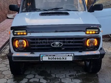 ВАЗ (Lada) Lada 2121 2009 года за 1 899 999 тг. в Семей