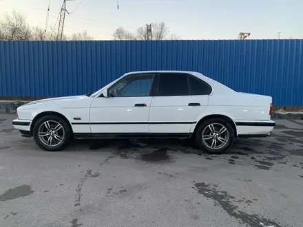 BMW 520 1994 года за 2 300 000 тг. в Караганда – фото 4