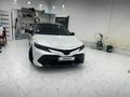 Toyota Camry 2021 года за 15 700 000 тг. в Атырау – фото 3