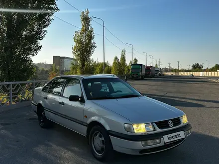 Volkswagen Passat 1994 года за 2 000 000 тг. в Шымкент