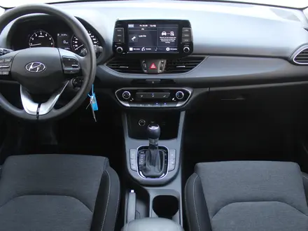 Hyundai i30 2022 года за 9 000 000 тг. в Атырау – фото 9