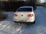 Volkswagen Passat 2007 года за 3 000 000 тг. в Калбатау – фото 2