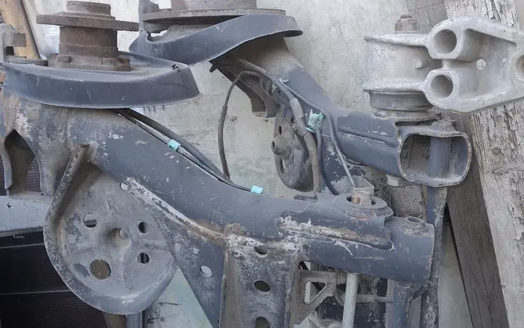 Балка задняяүшін5 000 тг. в Алматы