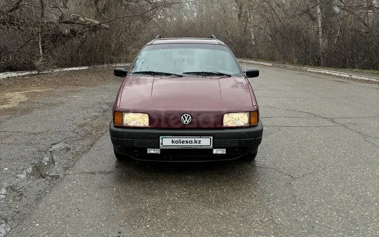 Volkswagen Passat 1990 года за 2 100 000 тг. в Семей