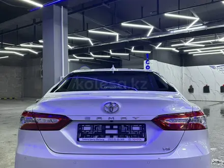 Toyota Camry 2021 года за 18 300 000 тг. в Шымкент – фото 15