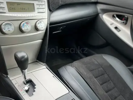 Toyota Camry 2010 года за 4 900 000 тг. в Актобе – фото 11