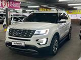 Ford Explorer 2017 годаfor13 200 000 тг. в Тараз – фото 2