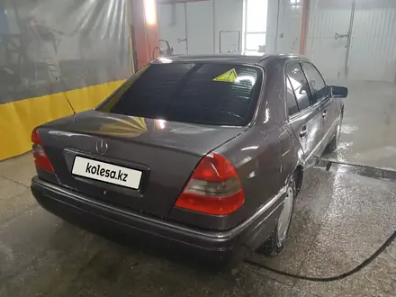 Mercedes-Benz C 280 1994 года за 2 600 000 тг. в Кокшетау – фото 4