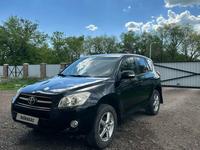 Toyota RAV4 2010 года за 7 500 000 тг. в Караганда