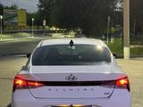Hyundai Elantra 2021 года за 7 900 000 тг. в Шымкент