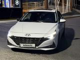 Hyundai Elantra 2021 года за 7 900 000 тг. в Шымкент – фото 4