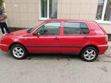 Volkswagen Golf 1995 годаүшін1 500 000 тг. в Усть-Каменогорск – фото 2