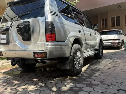 Toyota Land Cruiser Prado 2001 года за 10 500 000 тг. в Алматы – фото 4