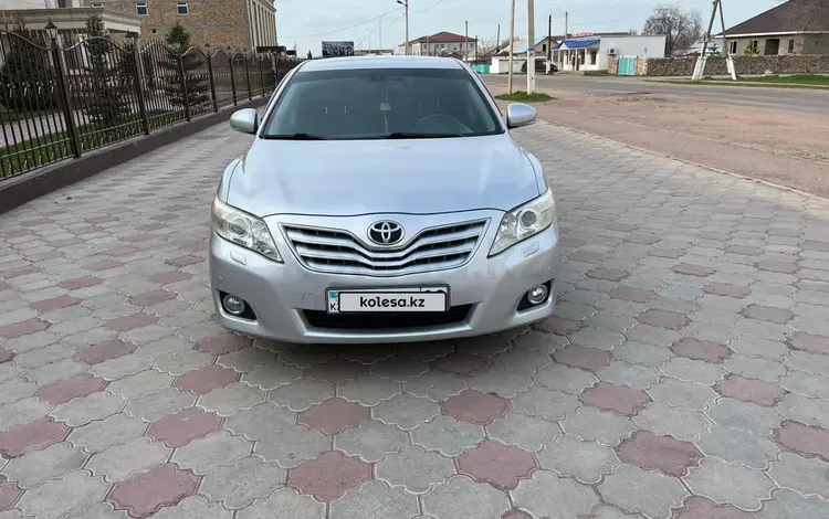 Toyota Camry 2010 года за 7 600 000 тг. в Мерке