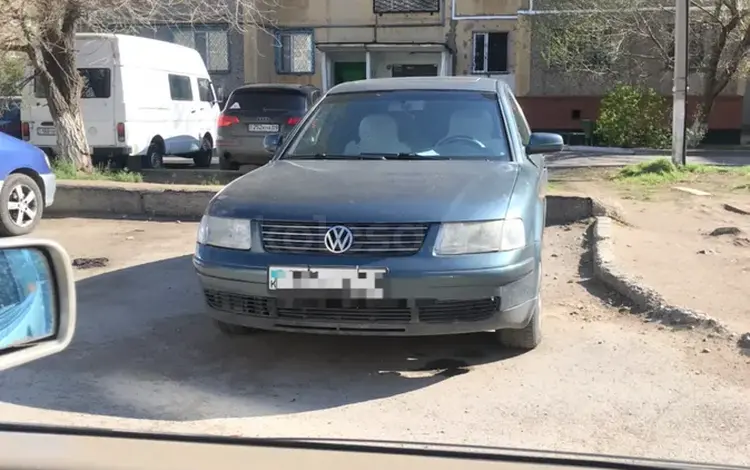 Volkswagen Passat 1998 годаүшін1 000 000 тг. в Караганда