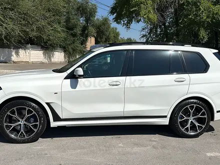 BMW X7 2021 года за 39 000 000 тг. в Алматы – фото 2