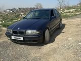 BMW 328 1997 года за 1 750 000 тг. в Алматы – фото 2