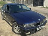 BMW 328 1997 года за 1 750 000 тг. в Алматы – фото 3