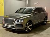 Bentley Bentayga 2016 годаүшін71 800 000 тг. в Алматы