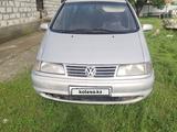 Volkswagen Sharan 1999 года за 2 000 000 тг. в Шамалган