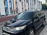 Toyota Highlander 2012 года за 12 800 000 тг. в Алматы