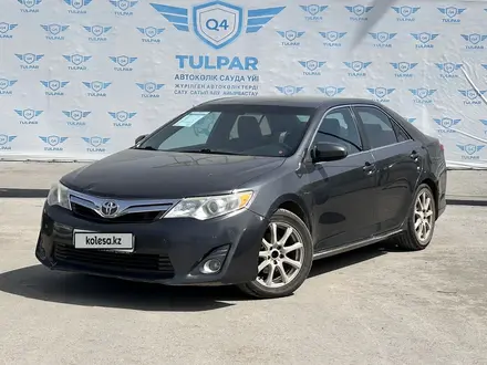 Toyota Camry 2012 года за 8 900 000 тг. в Актобе