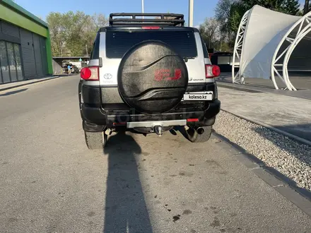 Toyota FJ Cruiser 2007 года за 10 000 000 тг. в Тараз – фото 2