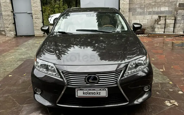 Lexus ES 300h 2013 годаүшін9 600 000 тг. в Алматы