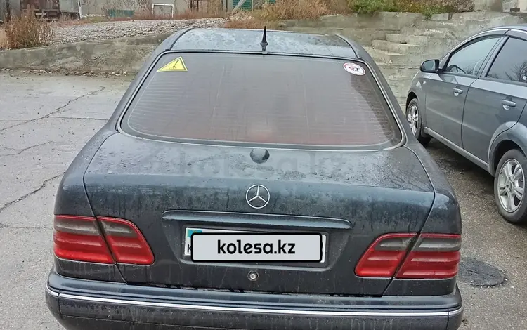 Mercedes-Benz E 320 2001 года за 4 500 000 тг. в Усть-Каменогорск