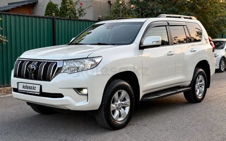 Toyota Land Cruiser Prado 2022 года за 23 300 000 тг. в Алматы