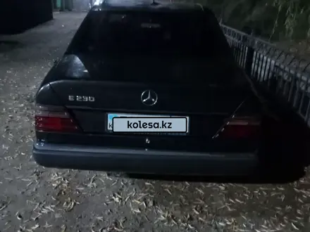 Mercedes-Benz E 230 1989 года за 900 000 тг. в Алматы – фото 2