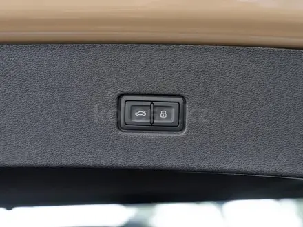 Audi Q8 55 TFSI Quattro Sport 2025 года за 58 149 000 тг. в Алматы – фото 24
