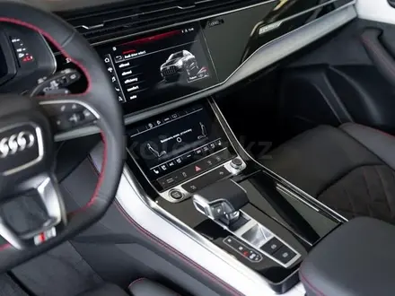 Audi Q8 55 TFSI Quattro Sport 2025 года за 58 149 000 тг. в Алматы – фото 36
