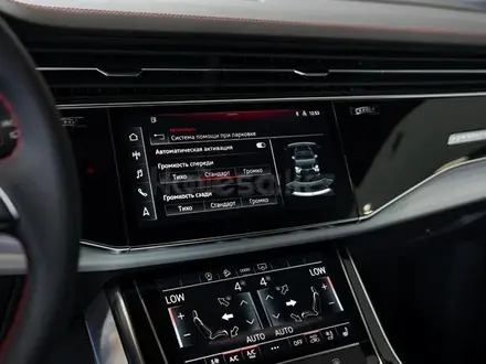 Audi Q8 55 TFSI Quattro Sport 2025 года за 58 149 000 тг. в Алматы – фото 48